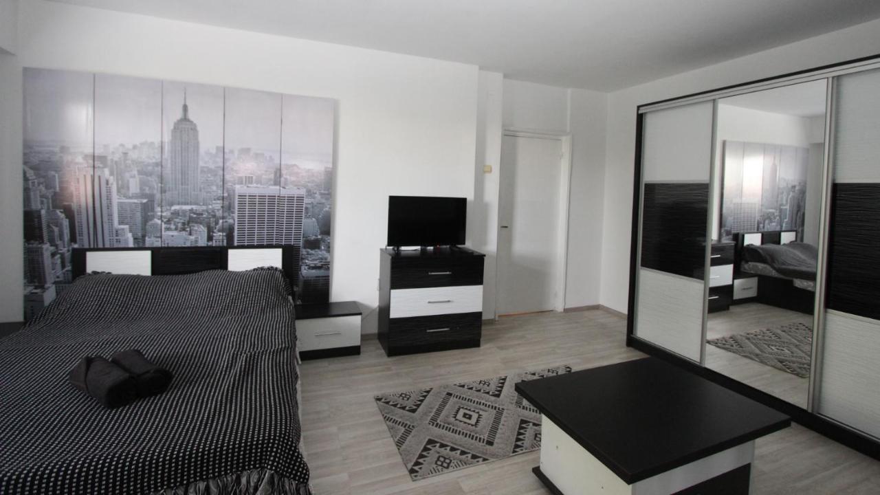 Holidays Host Splaiul Unirii Bucureşti Ngoại thất bức ảnh