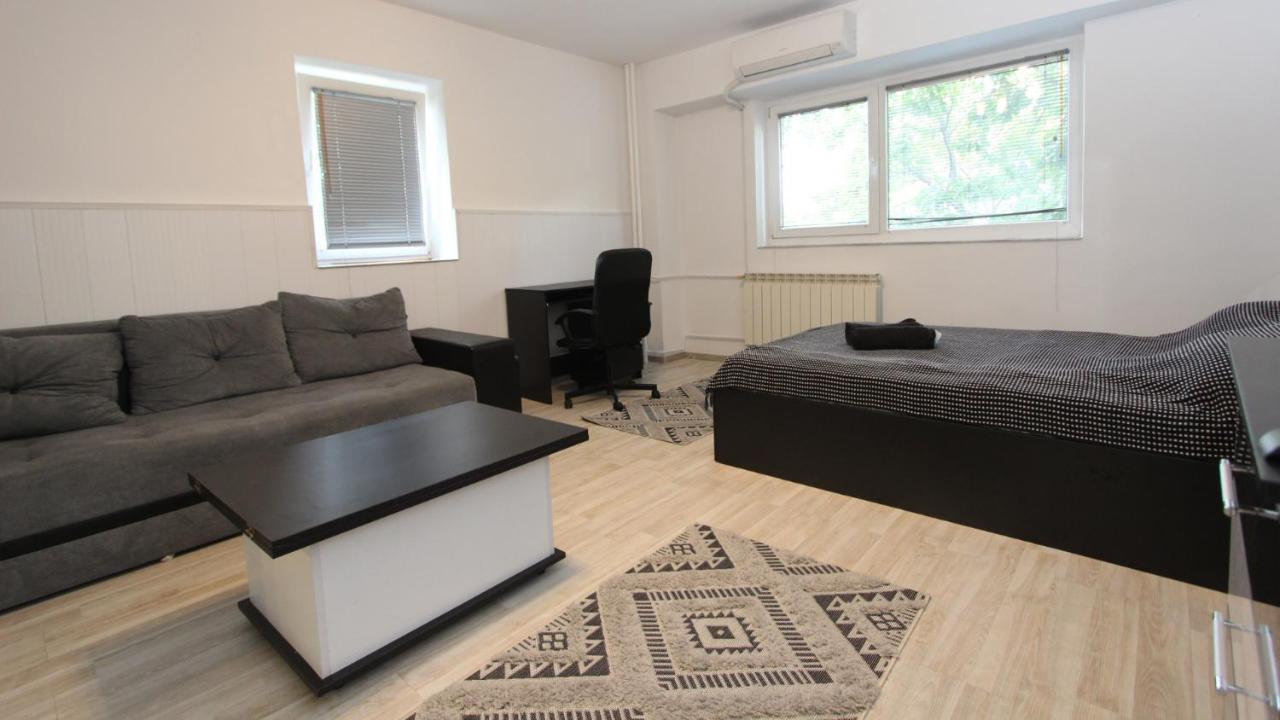 Holidays Host Splaiul Unirii Bucureşti Ngoại thất bức ảnh