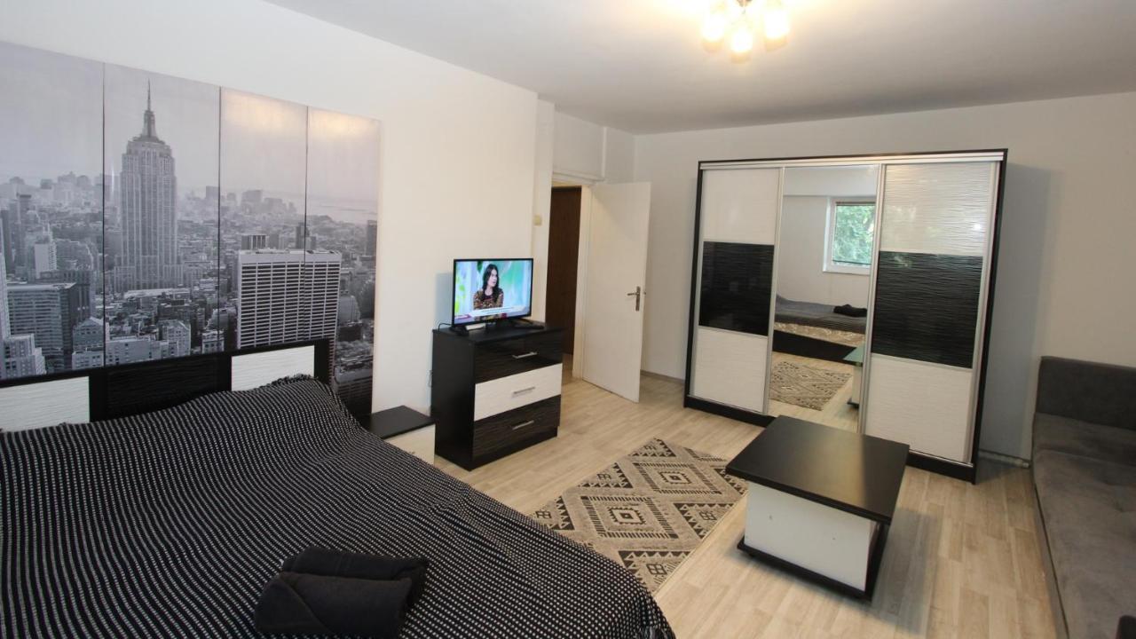 Holidays Host Splaiul Unirii Bucureşti Ngoại thất bức ảnh