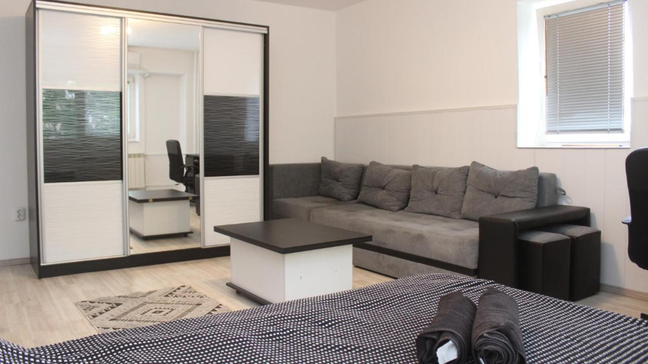 Holidays Host Splaiul Unirii Bucureşti Ngoại thất bức ảnh