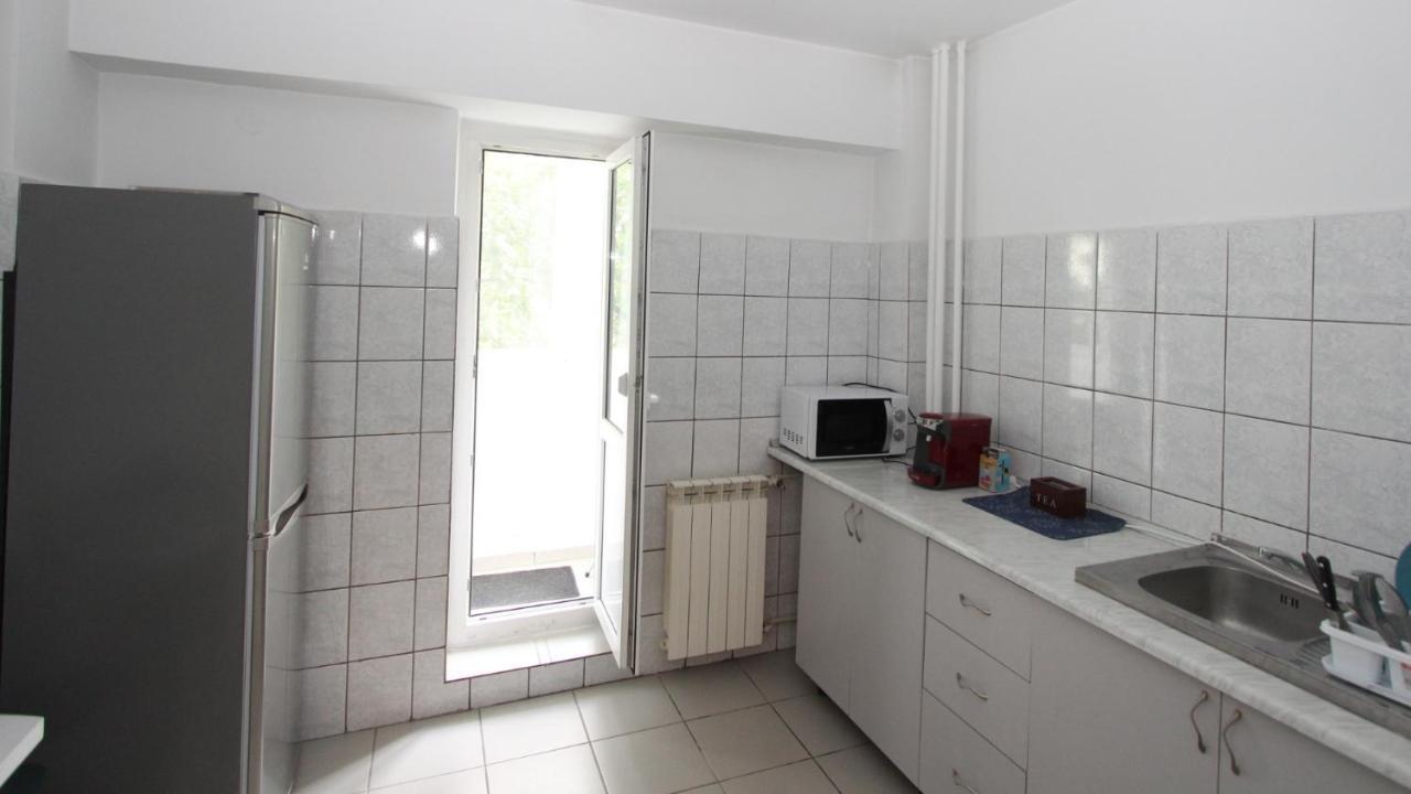 Holidays Host Splaiul Unirii Bucureşti Ngoại thất bức ảnh